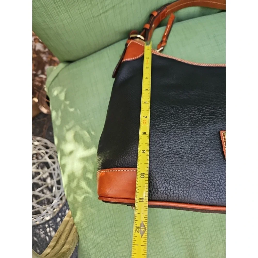 Dooney‎ & Bourke Pebble Grain Leather Hobo Shoulder Bag Red Lining DB Vintage - Picture 10 of 14